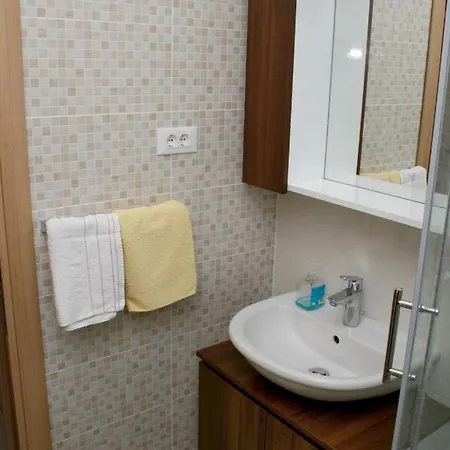 Apartment In Bilo With Sea View, Balcony, Air Conditioning, Wifi 4935-2 *
